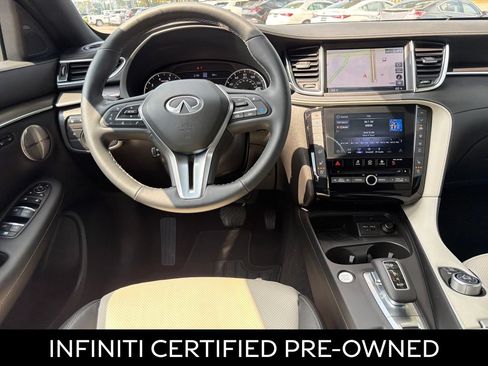 Certified 2025 INFINITI QX55 Essential AWD/4WD image 2