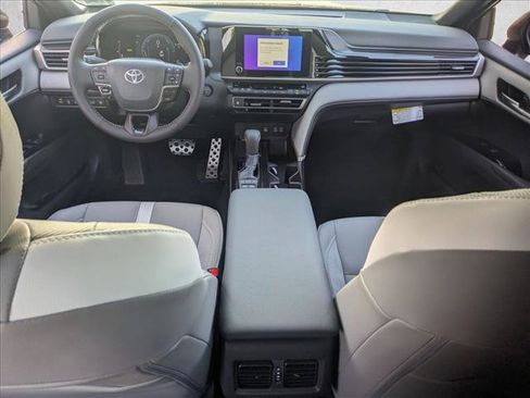 Used 2026 Toyota Camry SE w/ Convenience Package FWD image 13
