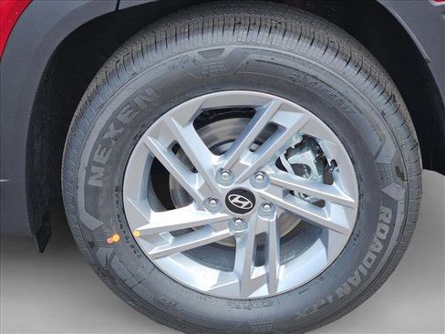 New 2026 Hyundai Tucson SE image 17