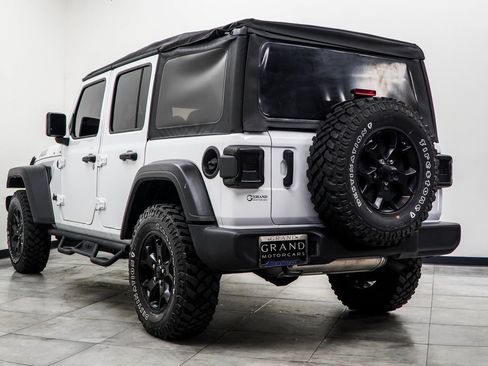 Used 2021 Jeep Wrangler Unlimited Sport image 11