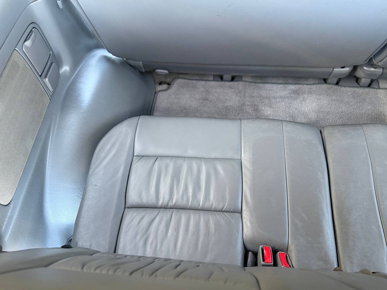 Used 1999 Toyota Land Cruiser w/ Leather Trim Pkg AWD/4WD image 53