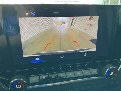 Used 2025 Chevrolet Colorado LT image 17