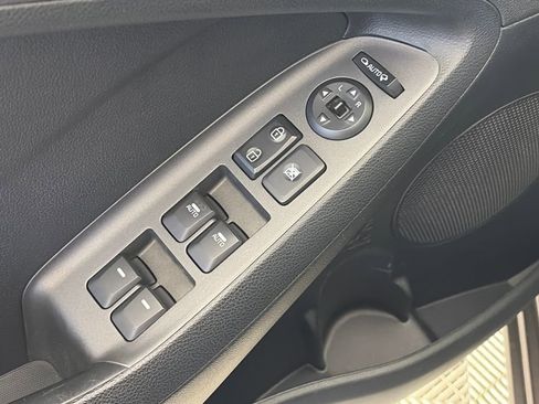 Used 2015 Kia Forte EX image 23