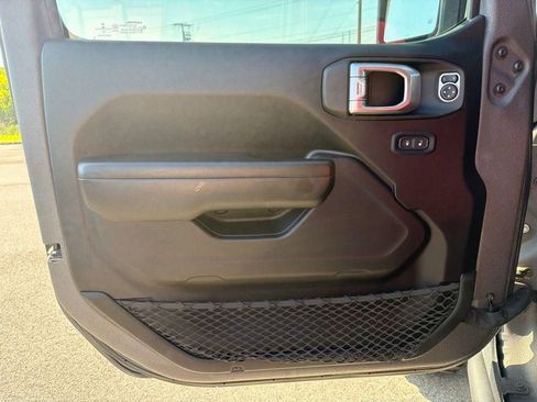 Used 2020 Jeep Wrangler Unlimited Sport S AWD/4WD image 25