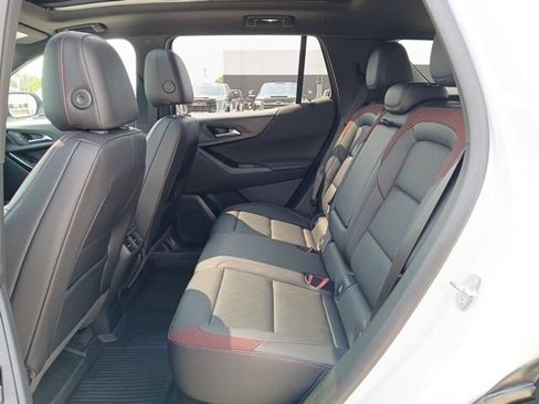 Certified 2026 Chevrolet Equinox RS w/ Convenience Package III AWD/4WD image 23