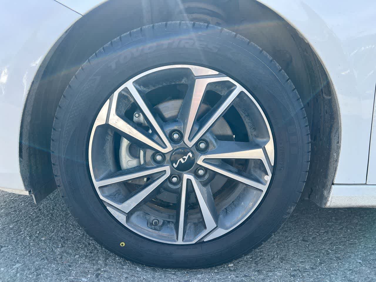 Certified 2024 Kia Forte LXS FWD image 10