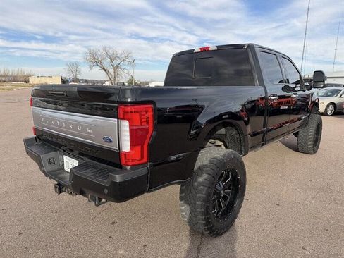 Used 2017 Ford F350 Platinum w/ Platinum Ultimate Package image 7
