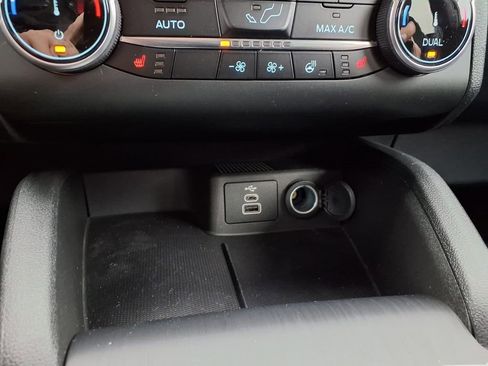 New 2026 Ford Escape ST-Line Select w/ Equipment Group 401A AWD/4WD image 13