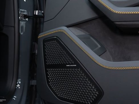 New 2025 Lamborghini Urus SE image 51