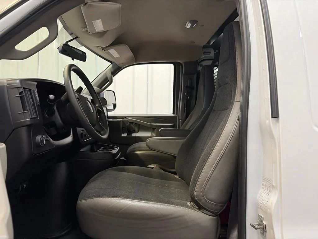 Used 2023 GMC Savana 2500 w/ Driver Convenience Package RWD image 11