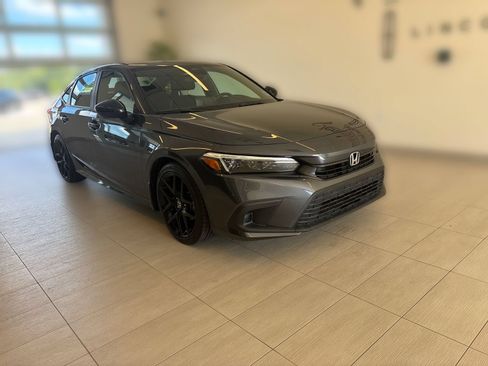 Certified 2024 Honda Civic Sport image 4