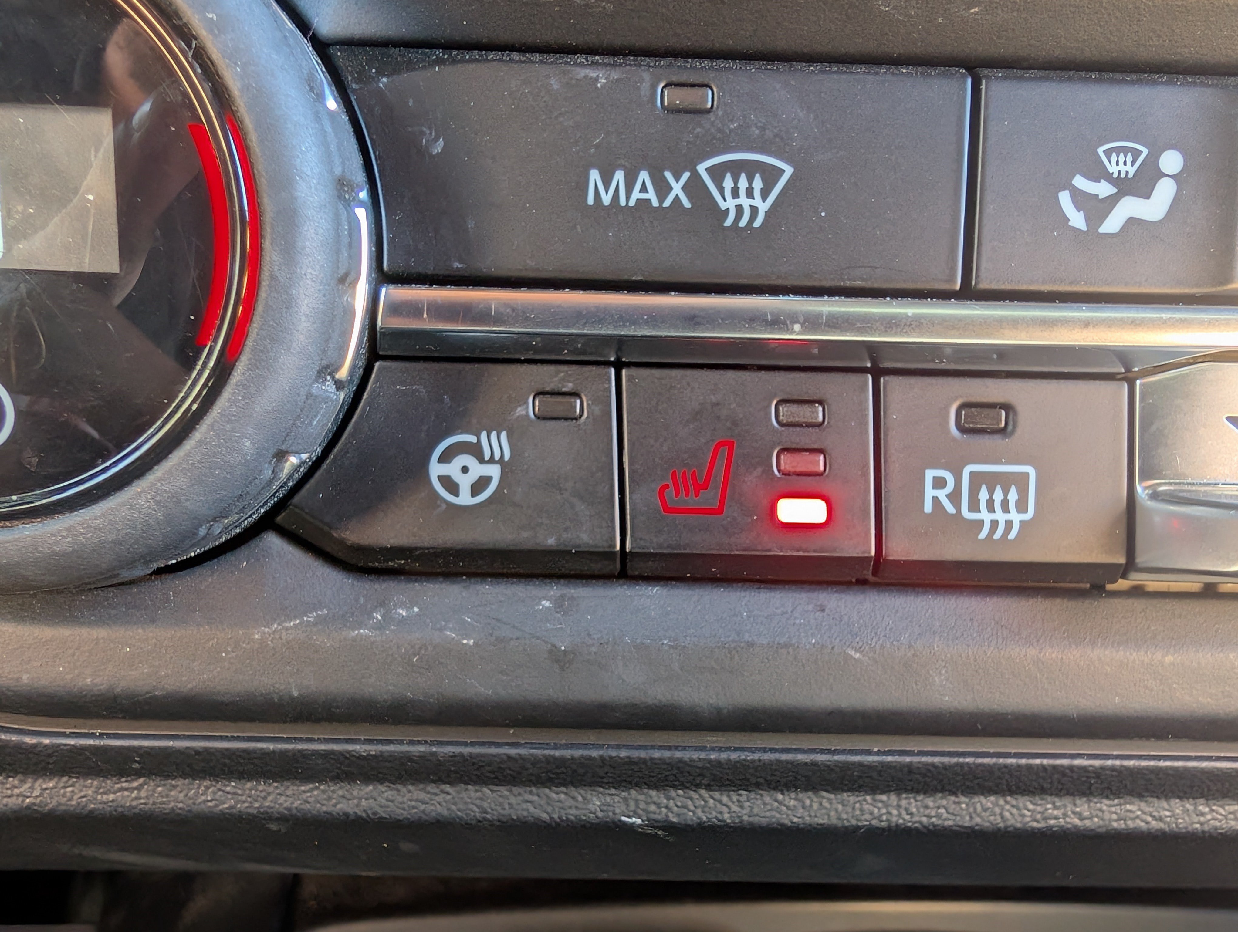 Used 2024 Ford Bronco Wildtrak AWD/4WD image 31