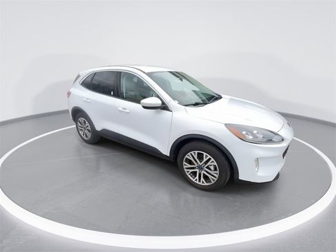 Used 2022 Ford Escape SEL image 2
