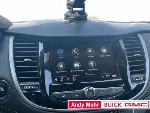 Used 2018 Chevrolet Trax LT w/ LT Convenience Package FWD image 27
