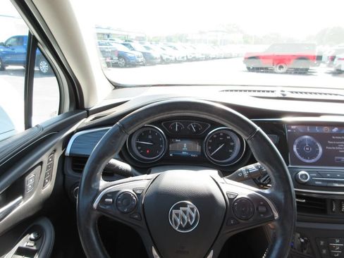 Used 2020 Buick Envision Essence FWD image 28