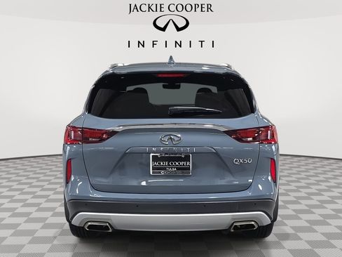 Certified 2023 INFINITI QX50 Luxe image 6