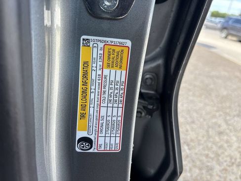 Certified 2023 GMC Canyon AT4 w/ AT4 Premium Package AWD/4WD image 34