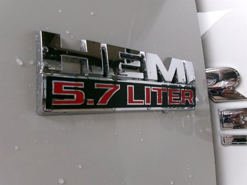 Used 2018 RAM 1500 Tradesman w/ Popular Equipment Group RWD image 42