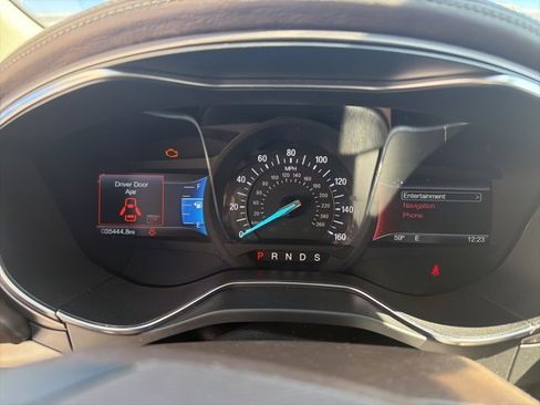 Used 2018 Ford Fusion Platinum image 16
