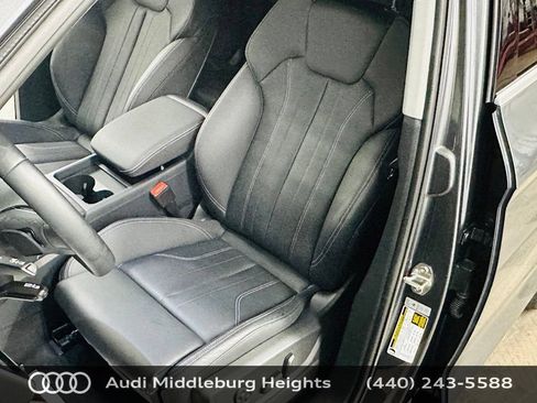 Certified 2025 Audi Q5 e Premium Plus w/ Premium Plus Package AWD/4WD image 27
