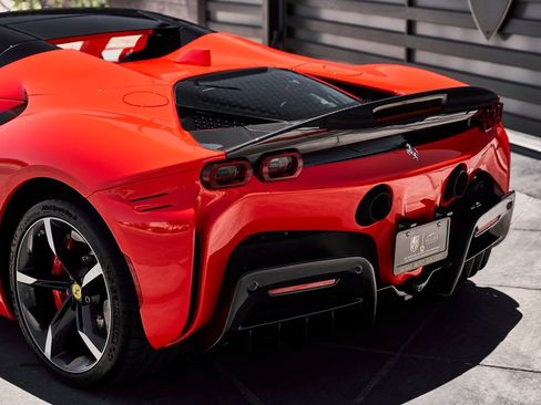 Used 2023 Ferrari SF90 Spider AWD/4WD image 14