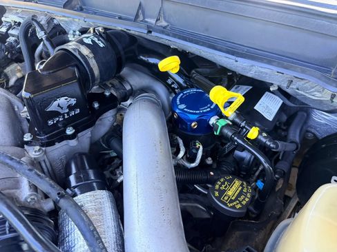 Used 2012 Ford F250 Lariat w/ Chrome Pkg AWD/4WD image 11