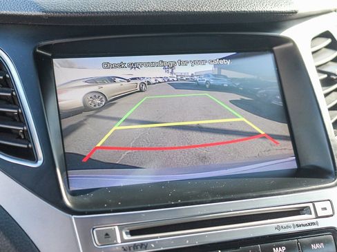 Used 2017 Hyundai Azera Limited image 26