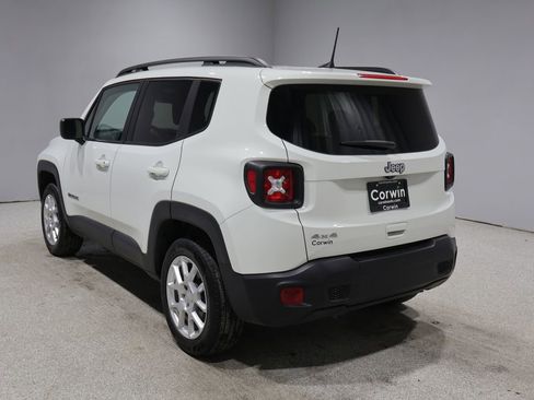 Used 2023 Jeep Renegade Latitude w/ Premium Group AWD/4WD image 6