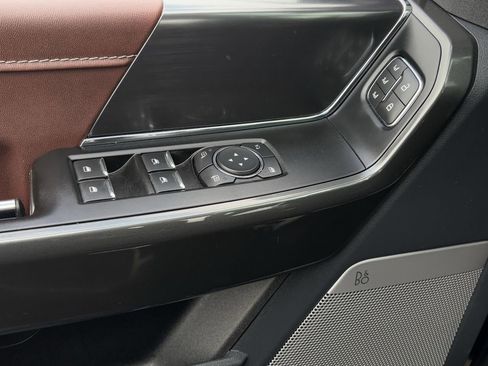 Used 2022 Ford F150 Lariat image 26