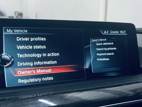 Used 2017 BMW 330i Sedan RWD image 31