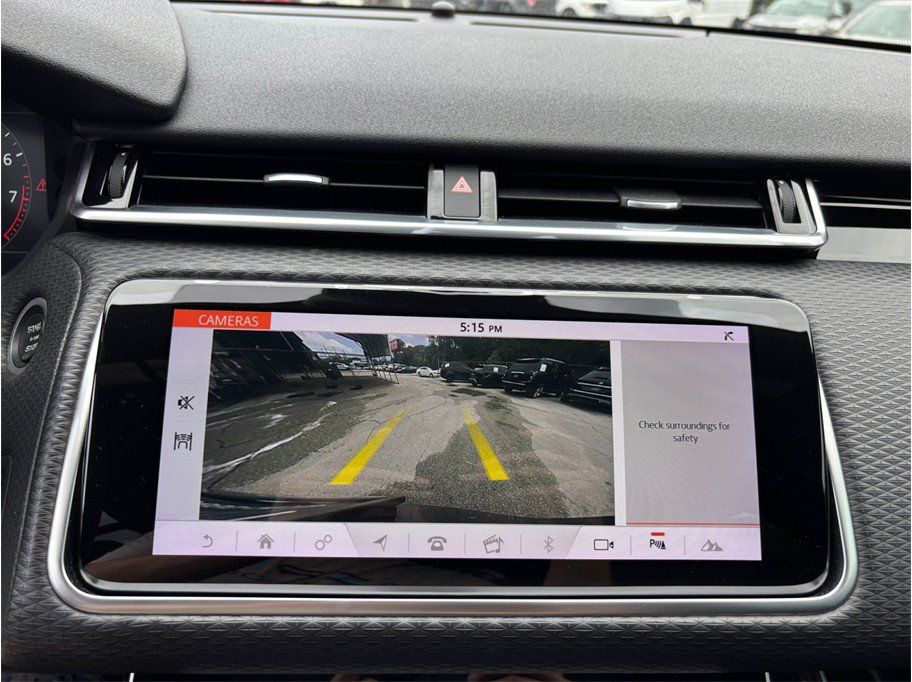 Used 2018 Land Rover Range Rover Velar R-Dynamic SE AWD/4WD image 34