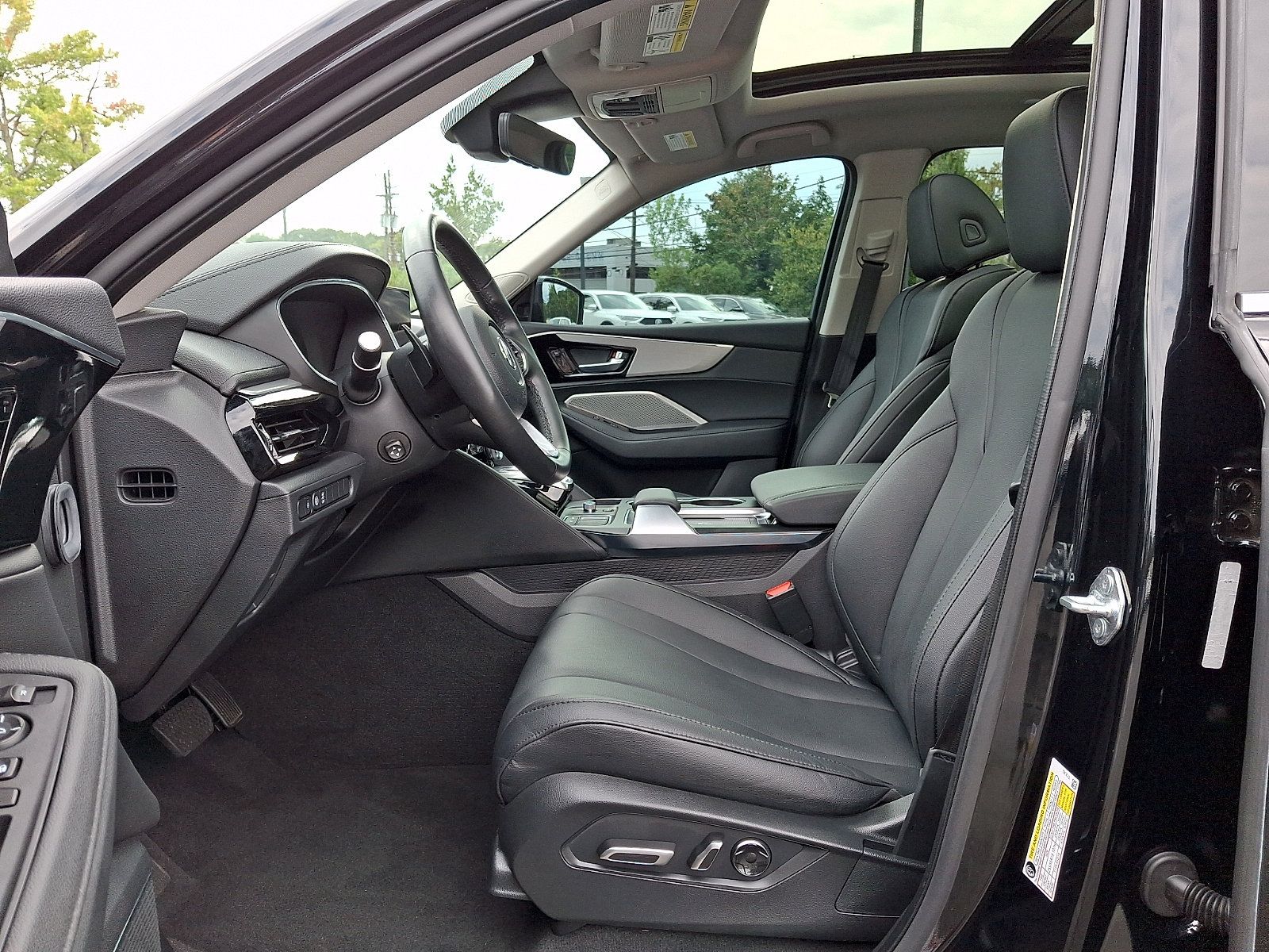 Certified 2024 Acura MDX SH-AWD image 13