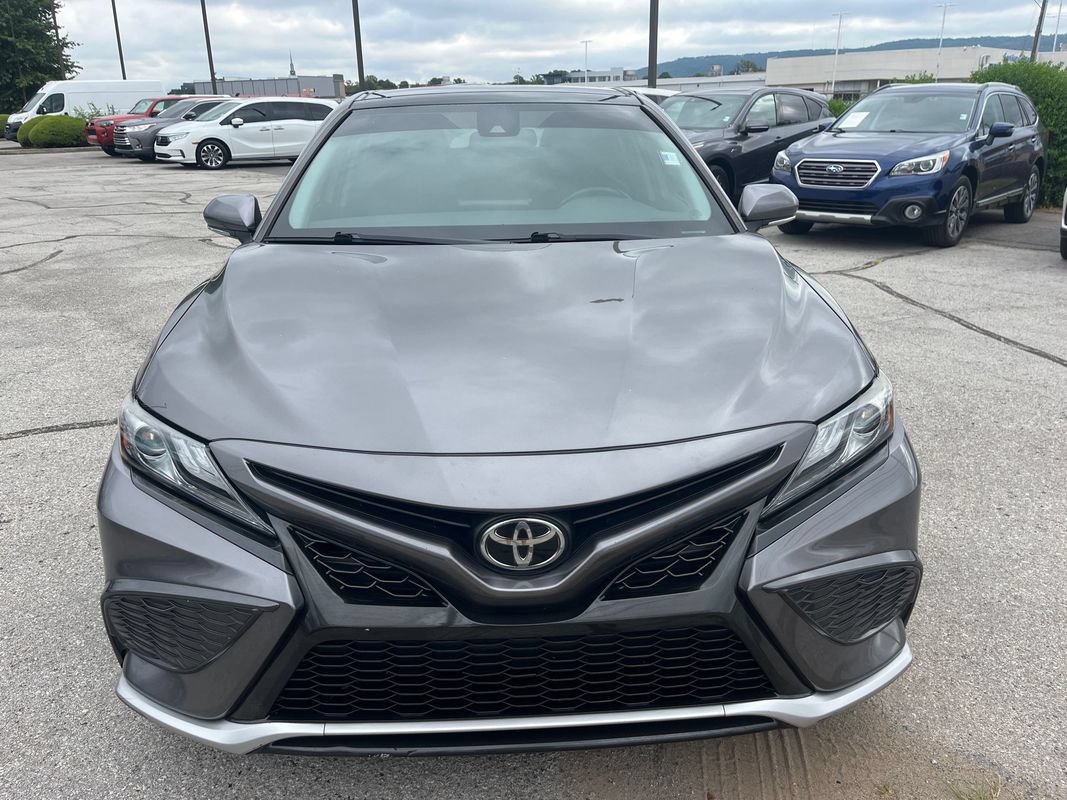 Used 2021 Toyota Camry XSE FWD image 8