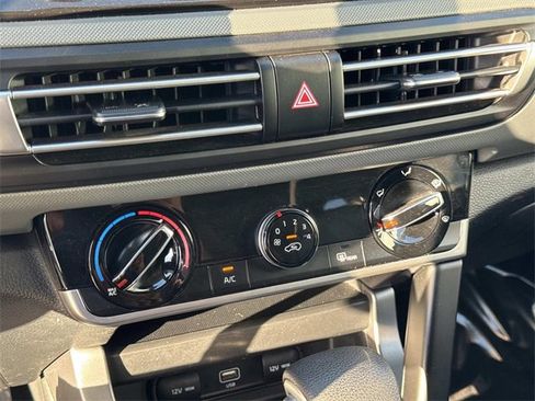 Used 2022 Kia Seltos LX image 22