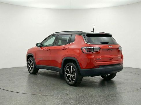 Used 2025 Jeep Compass Limited AWD/4WD image 6