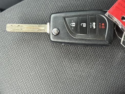Used 2023 Toyota Corolla LE FWD image 33