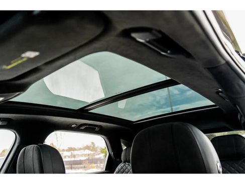 Used 2023 Bentley Bentayga Speed image 30