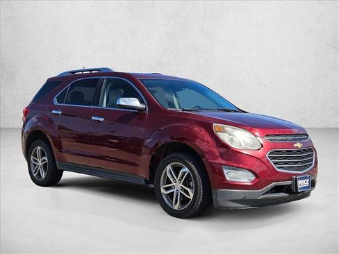 Used 2017 Chevrolet Equinox Premier w/ Enhanced Convenience Package FWD image 3