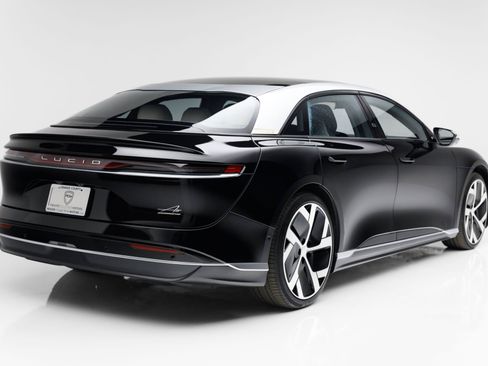 Used 2022 Lucid Air Dream Edition AWD/4WD image 25