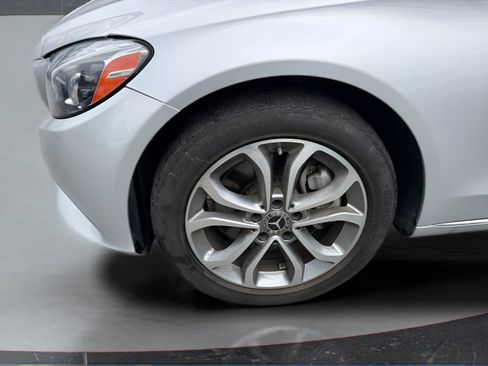 Used 2017 Mercedes-Benz C 300 4MATIC Sedan w/ Premium 2 Package image 11