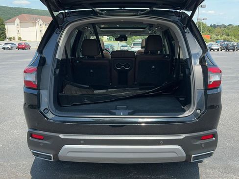 Used 2025 Honda Pilot Elite image 9