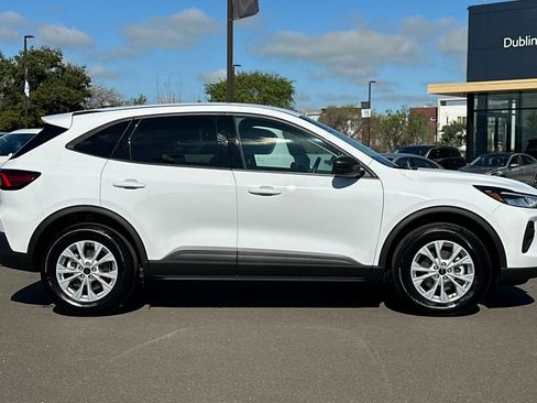 Used 2025 Ford Escape Active w/ Tech Pack #1 image 3