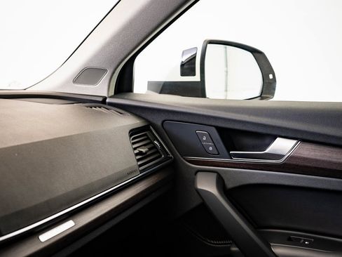 Used 2023 Audi Q5 2.0T Premium Plus w/ Premium Plus Package image 34