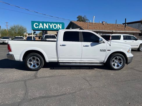 Used 2017 RAM 1500 Laramie image 3