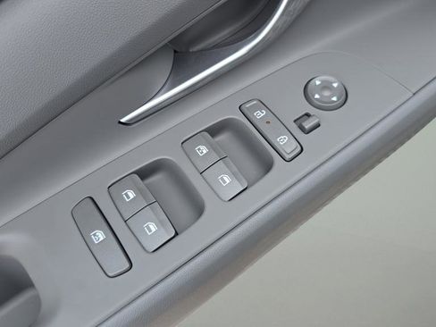 New 2026 Hyundai Elantra Sport FWD image 19