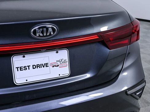 Used 2019 Kia Forte LXS image 31