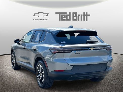 Certified 2026 Chevrolet Equinox EV LT image 6