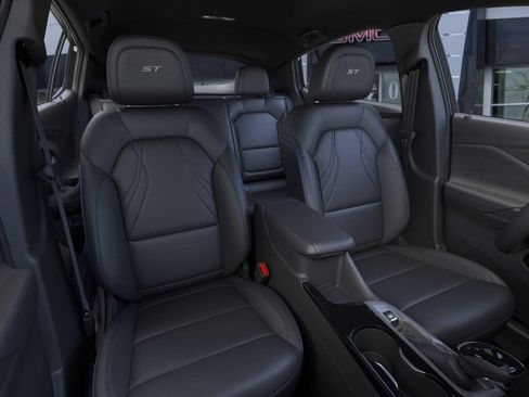 New 2026 Buick Envista Sport Touring FWD image 23