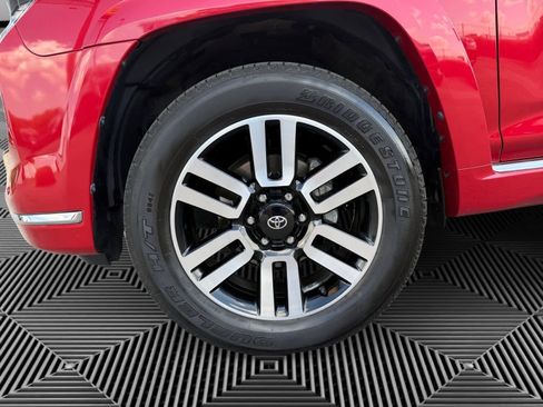Used 2023 Toyota 4Runner Limited AWD/4WD image 9