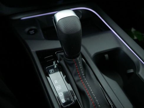 New 2026 Nissan Sentra SR w/ SR Premium Package image 33